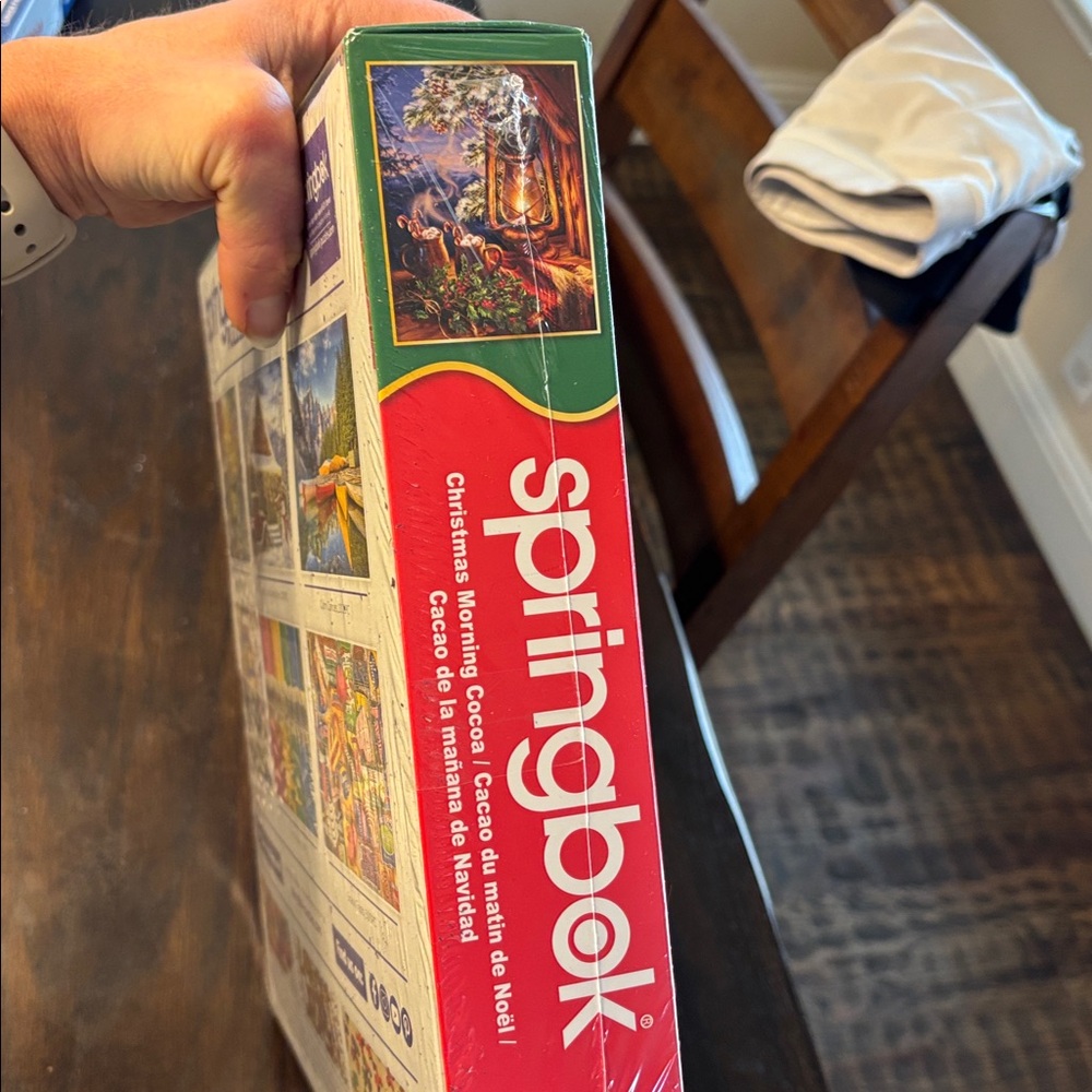 Springbok 1000 Piece Puzzle, Christmas Morning Cocoa - Picture 2 of 3